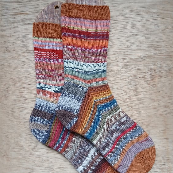 Socks, hand knitted, MEDIUM, adult size 5-6, MULTICOLOURED