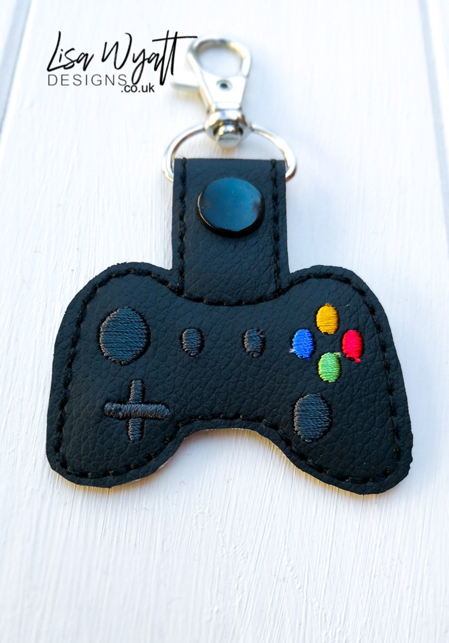 Game Controller Keyring, Gamer Nerd Key Fob, Gamer Gift, Gift for Him