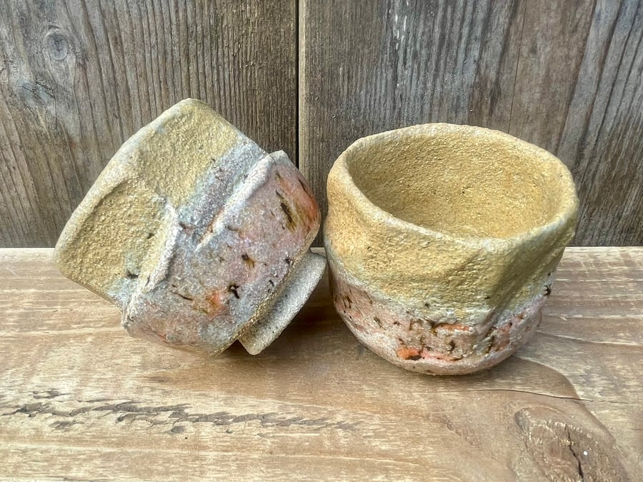 Pair of Higanbana Light Yunomi Cups