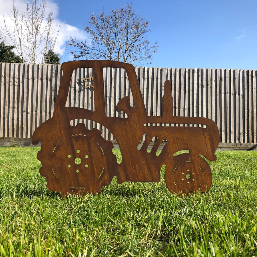 Garden tractor , rusty metal tractor , garden lawn decor ,garden ornament Statue