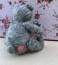 Needlefelted mini bear Gypsy - Image 2