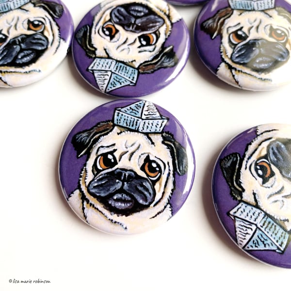 Funny Pug wearing Newspaper Hat - 38mm Round Fridge Magnet