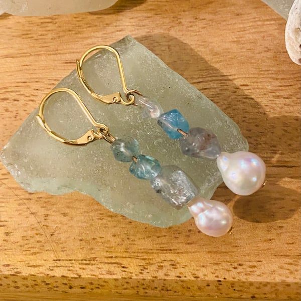 Baroque pearl and blue apatite gemstone earrings - BPGE01