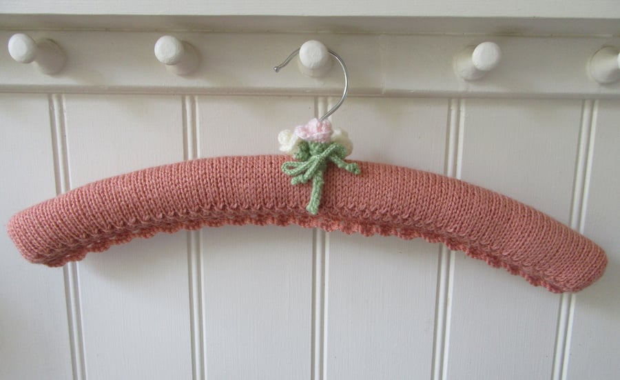 Clothes hanger coat hanger - peachy pink with rose buds