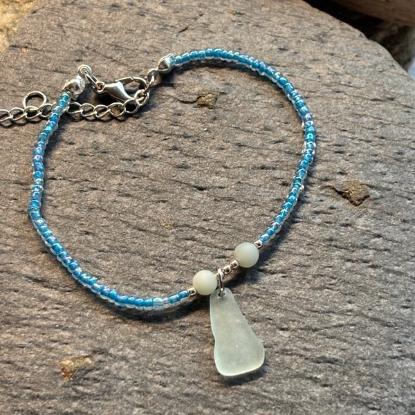 Bracelet - Seaglass, seed beads and amazonite