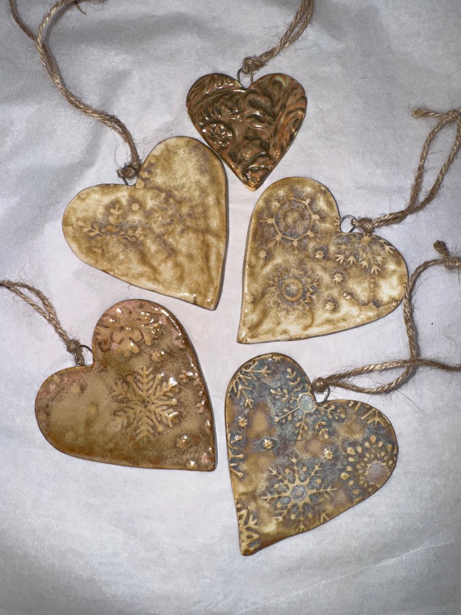 Ceramic hand made hearts 5