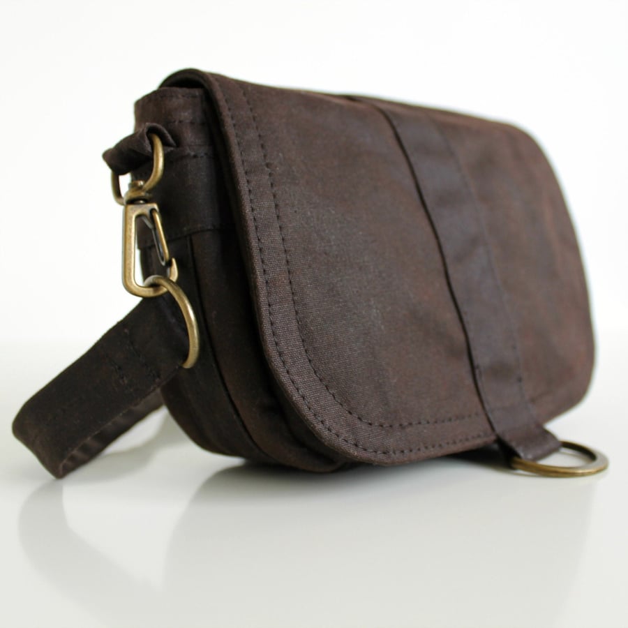 Convertible belt bag saddle purse in brown by Minus