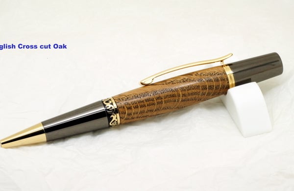 Zeta top twist pen dressed in Cross cut Oak