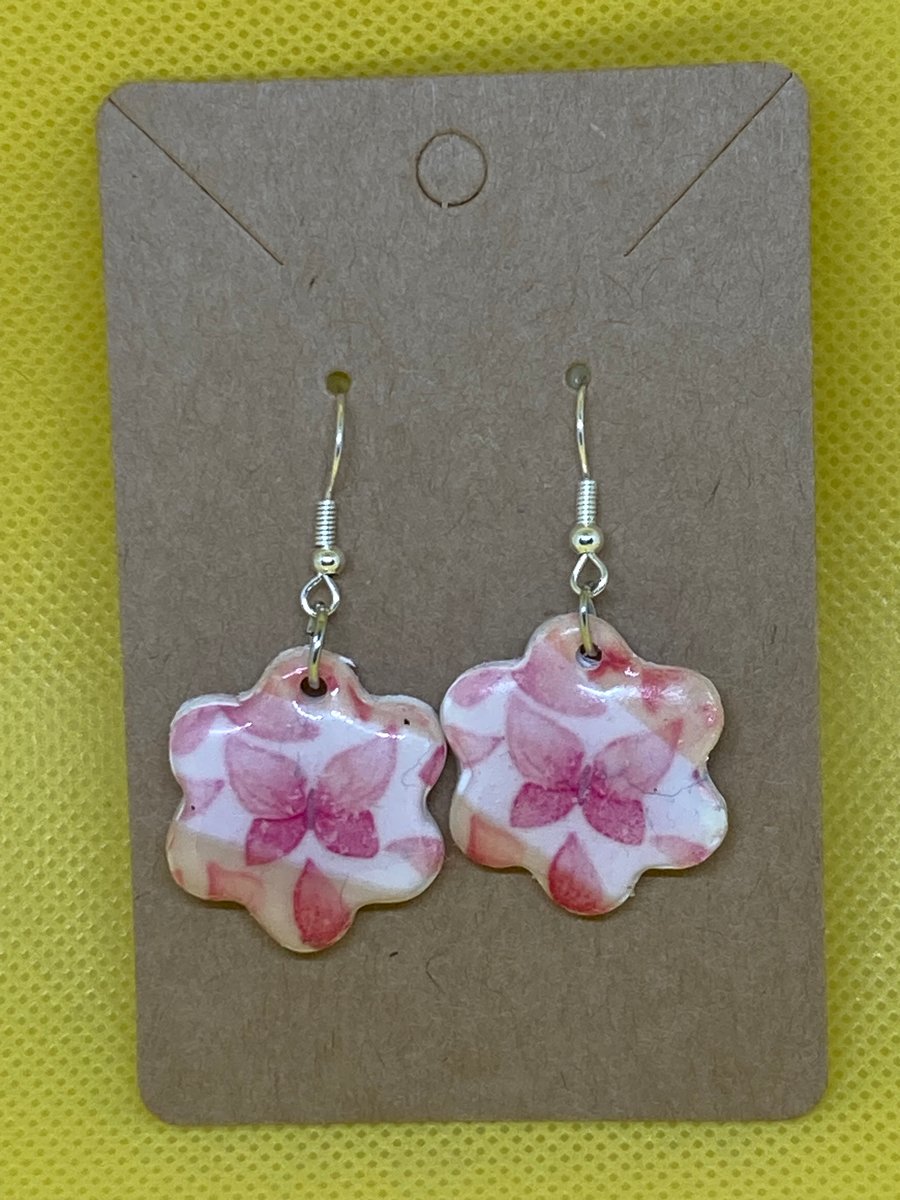 Flower Polymer Clay Earrings with Butterfly Image 