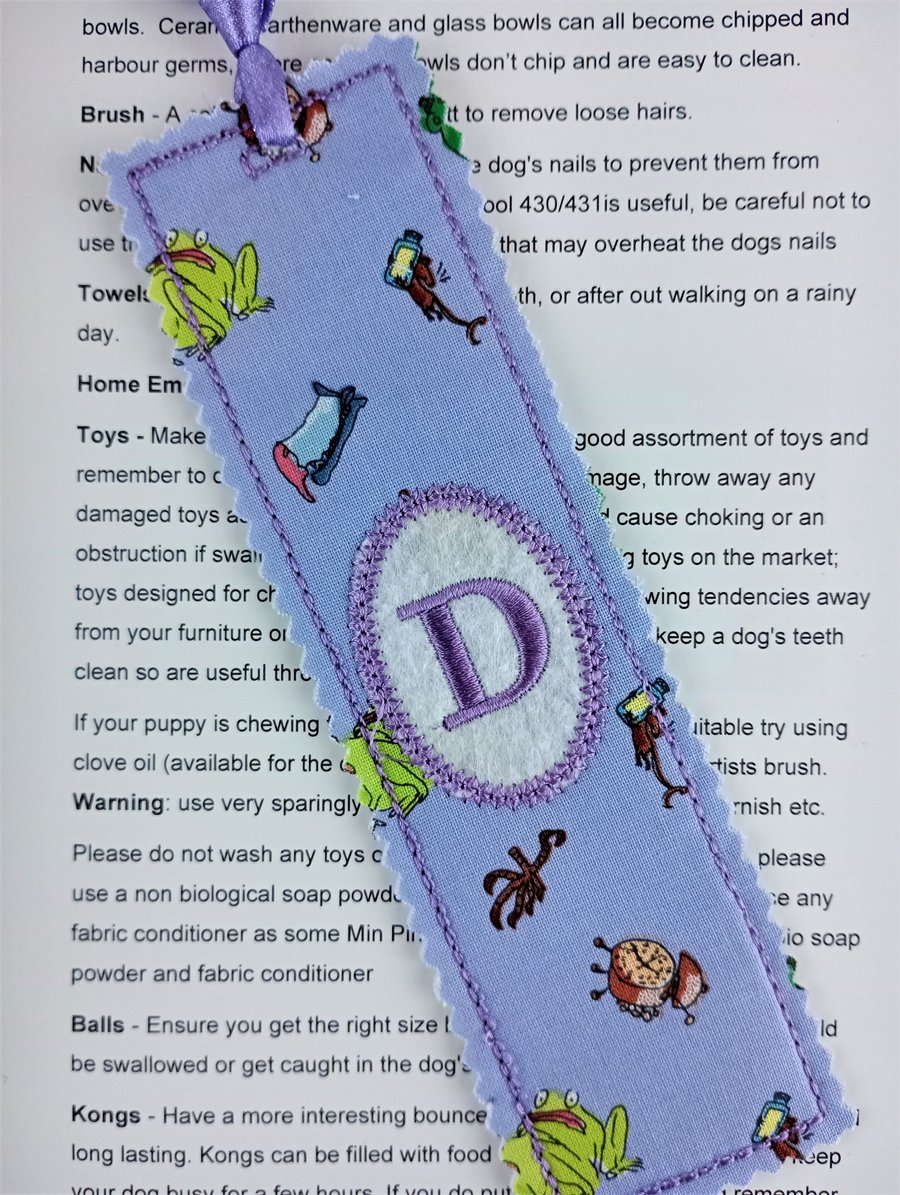 Personalised Initial D Bookmark - Personalised embroidered bookmark