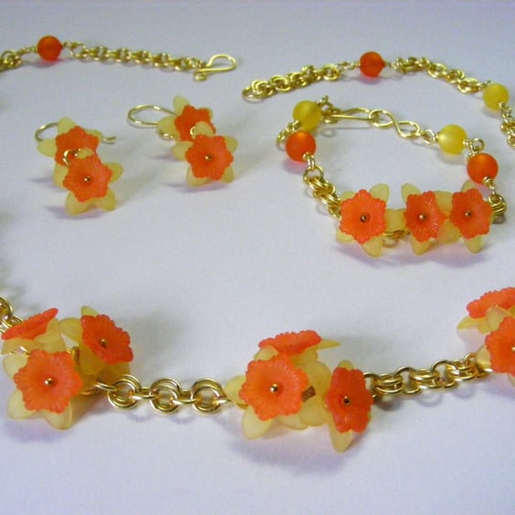 Lucite Daffodil Chainmaille  Jewellery Set