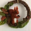 Red squirrel wreath 