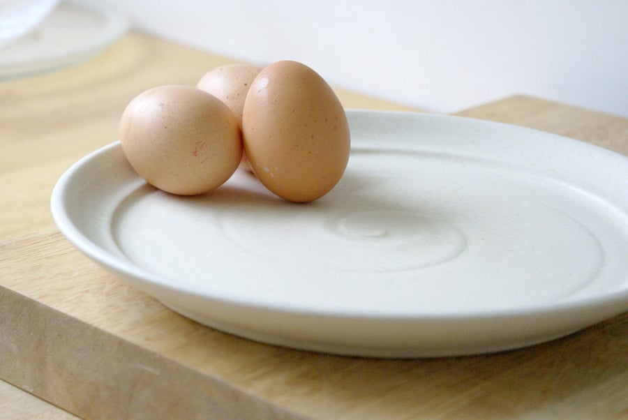 Made to order - A set of four custom dinner plates for your dinner table