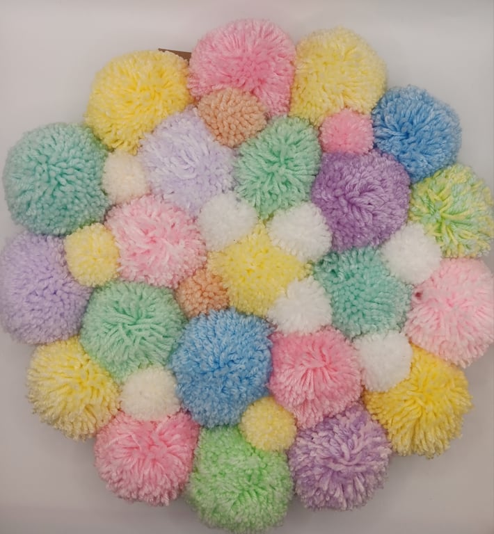 Pom pom hanging Circle 