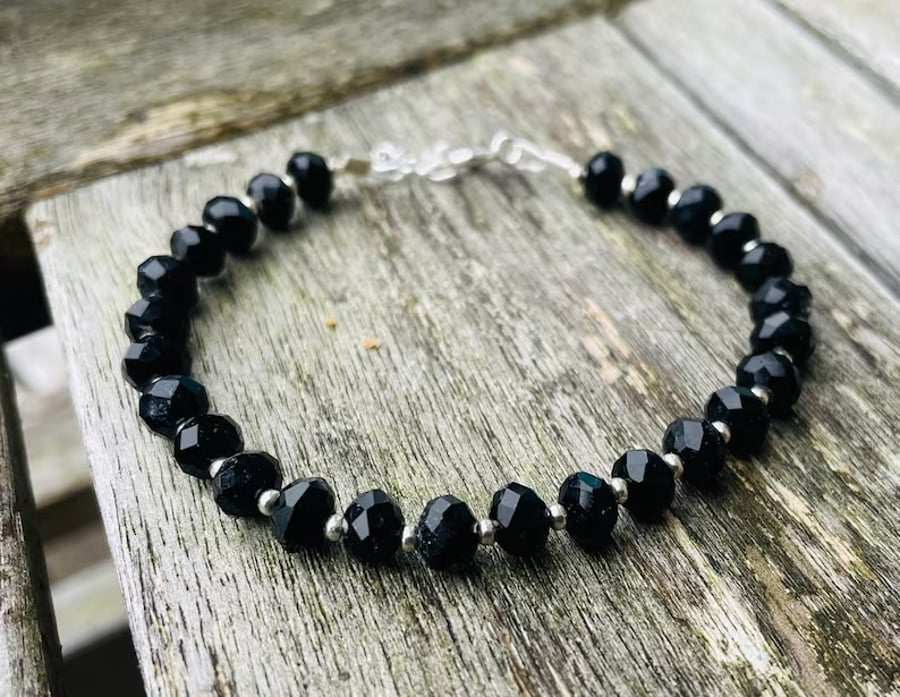 Faceted Black Crystal Rondelle Beaded Bracelet 