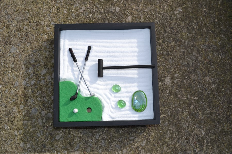 Sand Garden - Golfing Zen