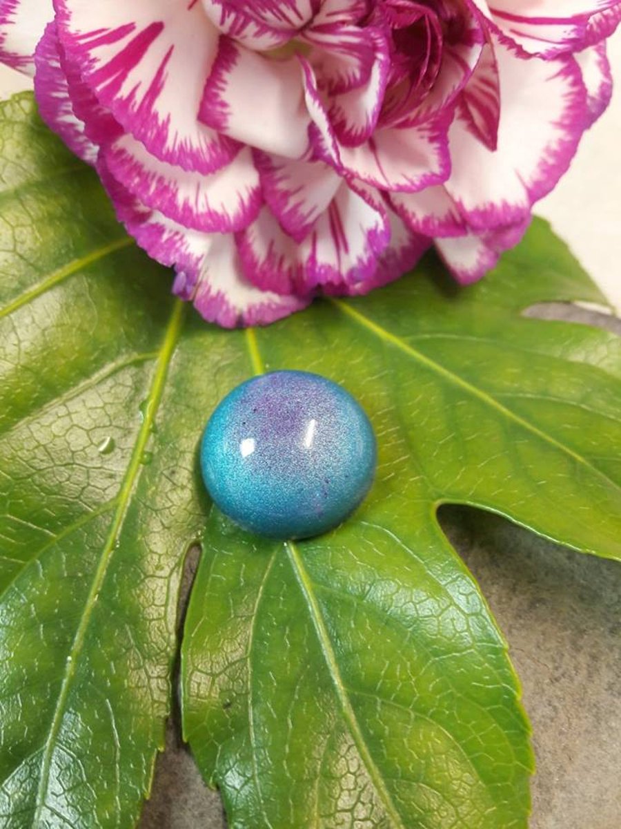 Handmade resin cabochon 20mm round domed