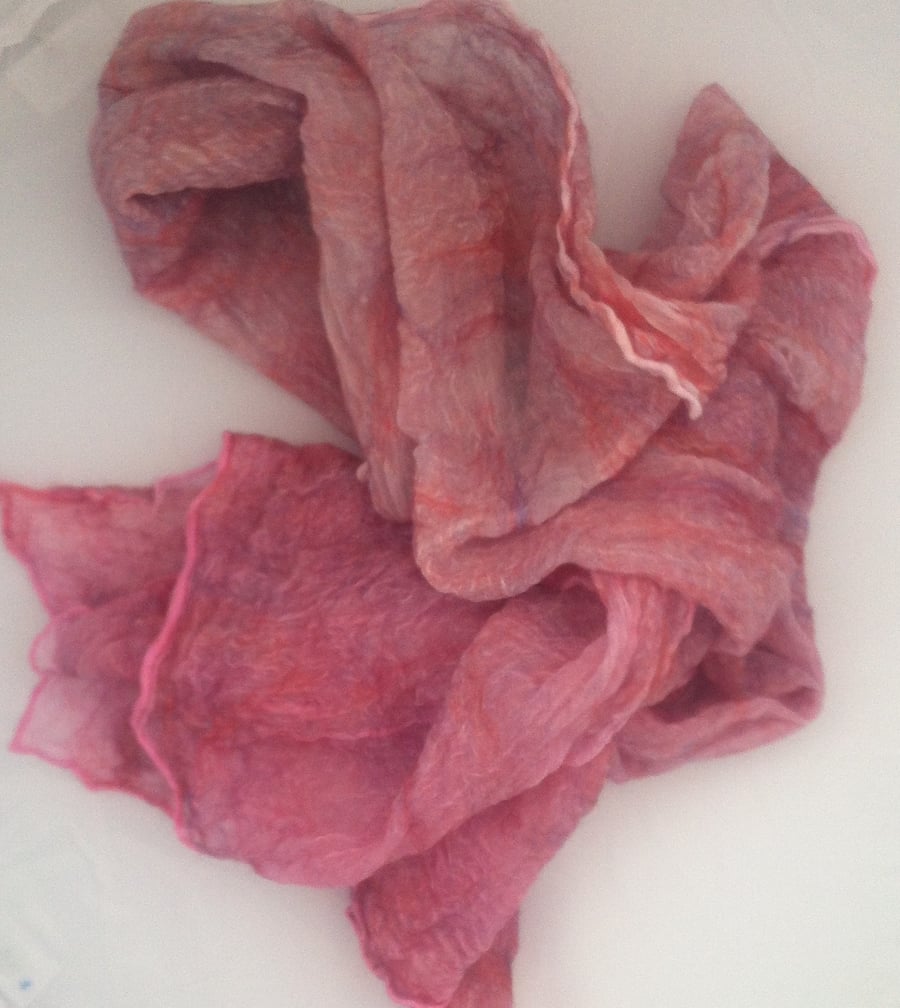 Scarf Nuno felted on silk (salmon)