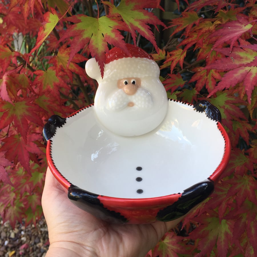 Hand Painting Ceramic Santa Bowl, Christmas Pottery Father Christmas Dish