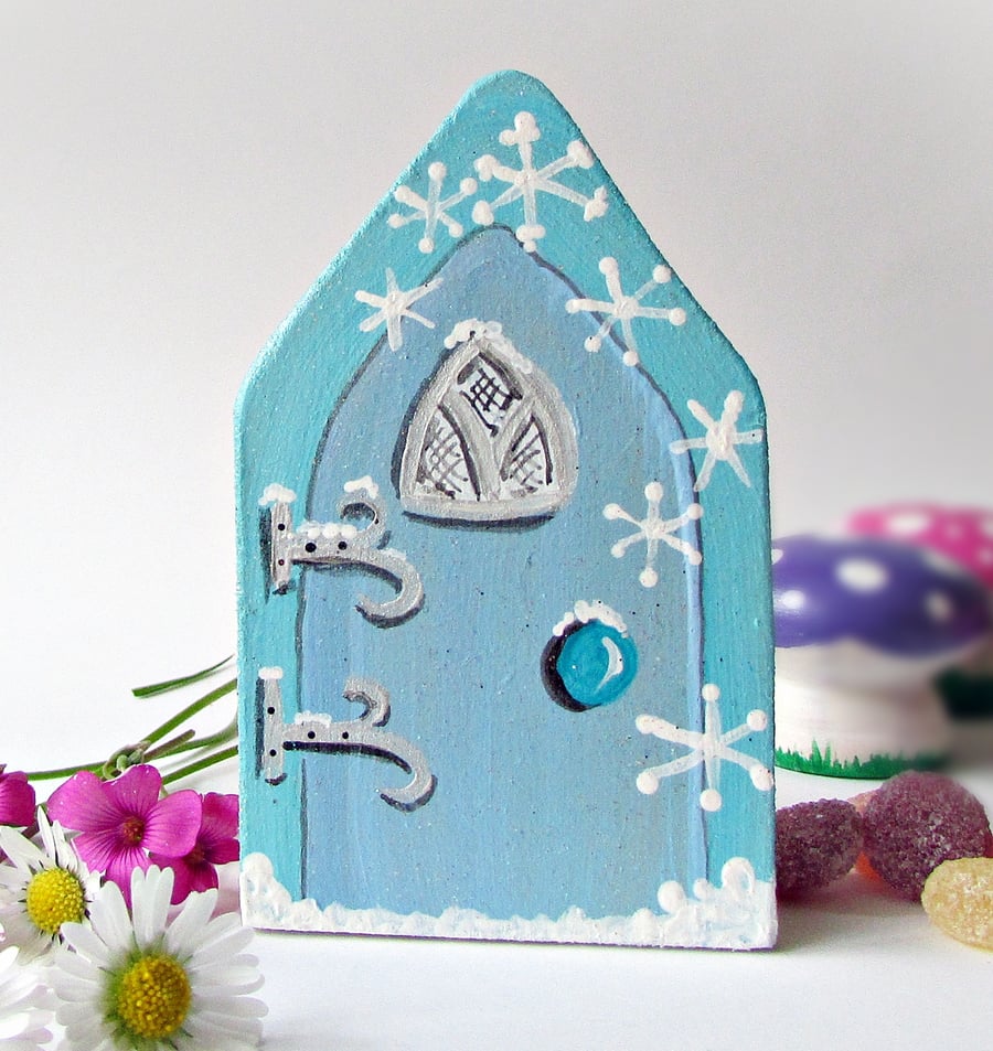 Small Winter Fairy Door with Fairy dust and snowflakes