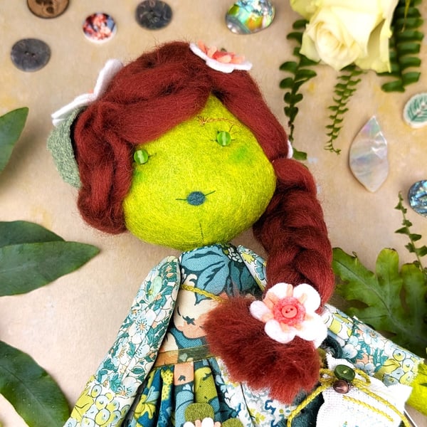 Pamela Islay, A Baby Poison Ivy