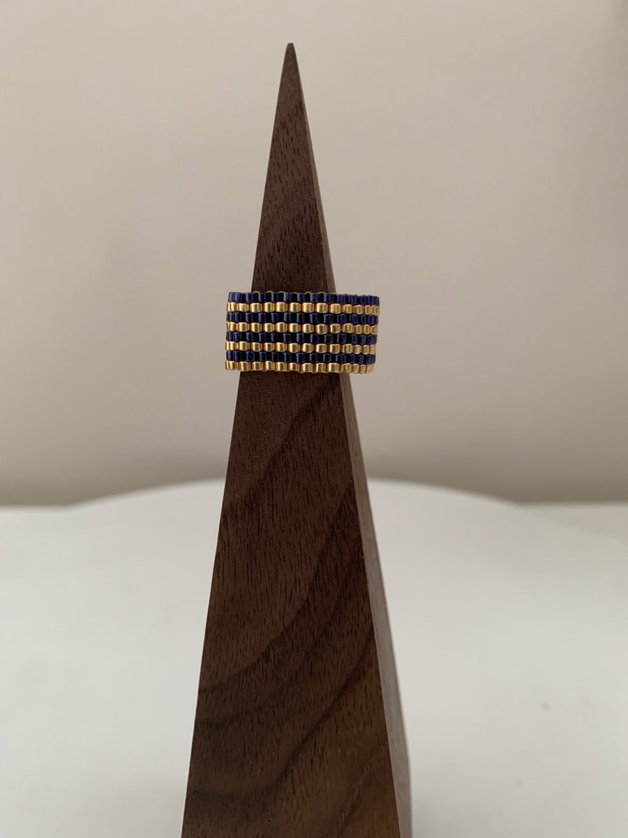 Image of Gold and sapphire coloured beaded ring