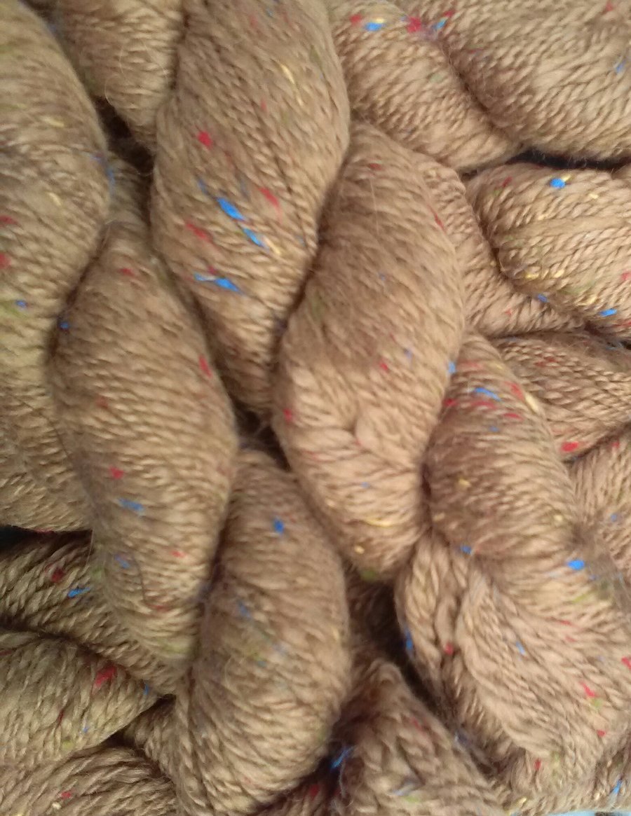 50g MIRASOL AKAPANA ARAN Olive Brown Llama Merino wool