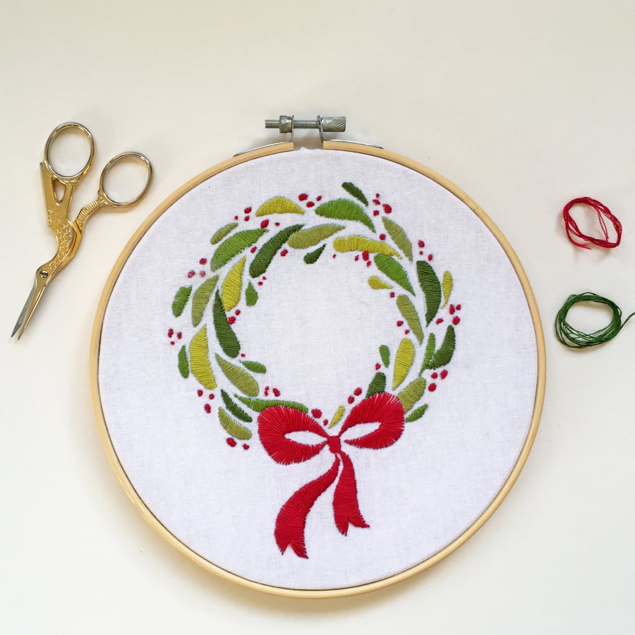 Christmas Embroidery Kit - Christmas Wreath Embroidery Kit, Hand Embroidery