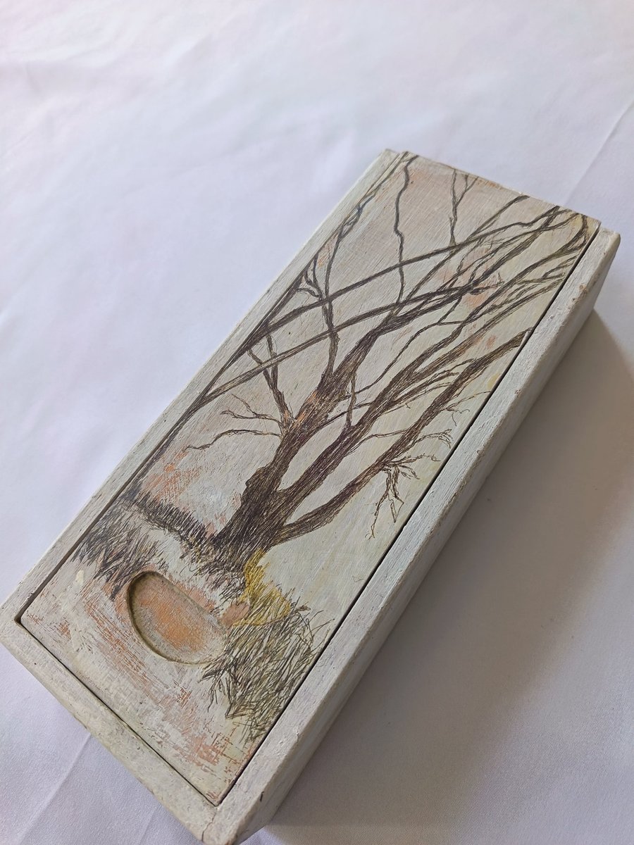 A pencil box with Tree Sketch