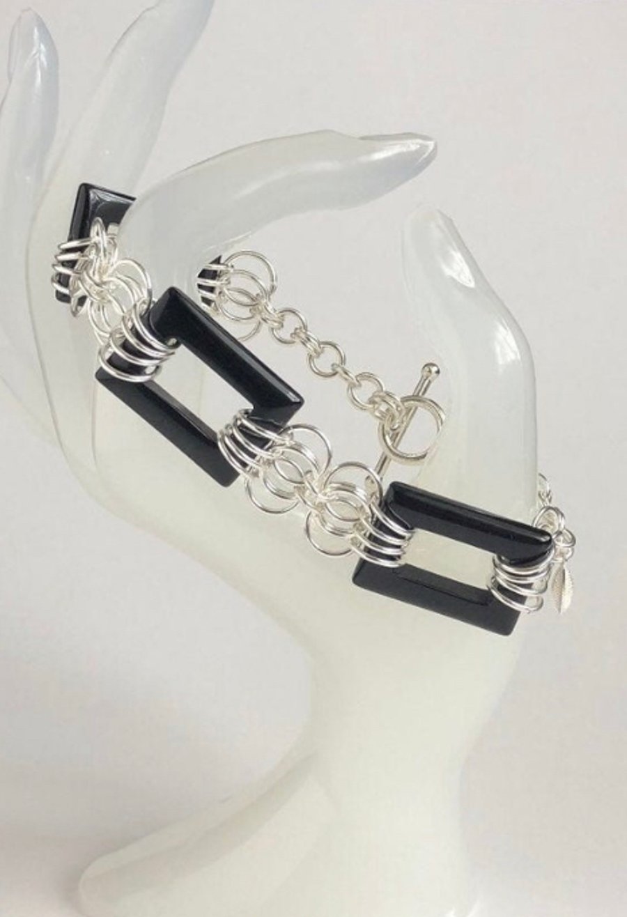 Black Agate Chainmaille Bracelet