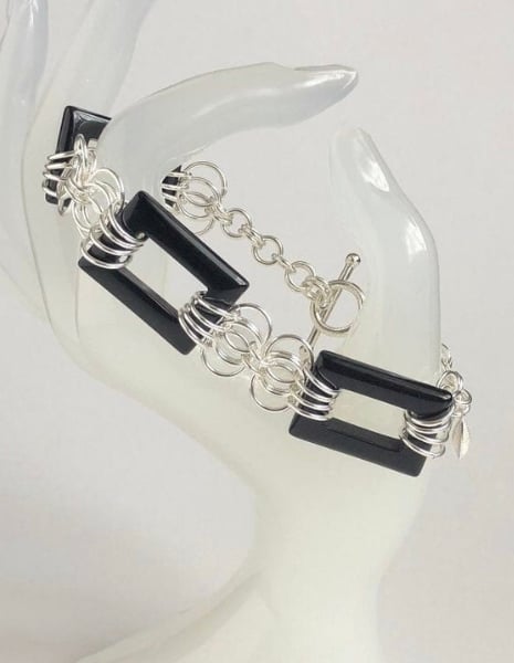 Black Agate Chainmaille Bracelet