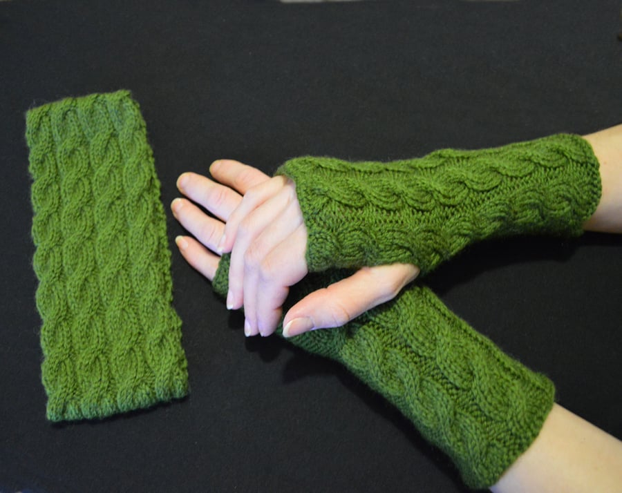 Wool, Acrylic matching Headband and Wrist Warmers, Cable Knit fingerless gloves