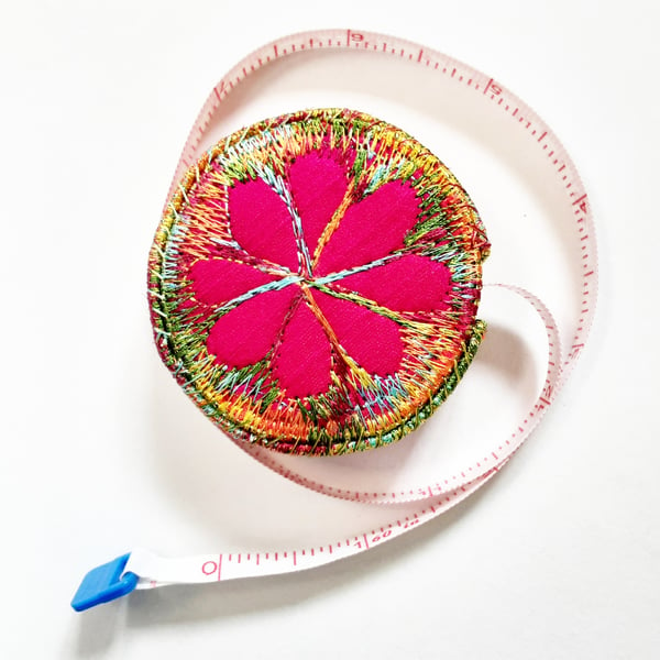 Free machine embroidery retractable tape measure 