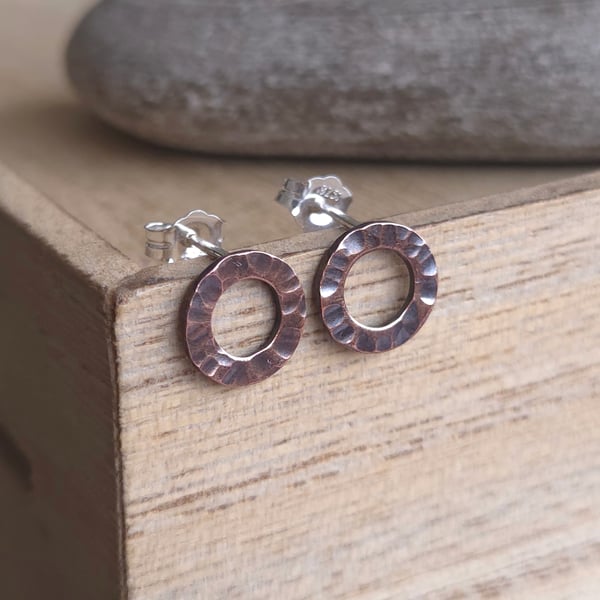 Hammered copper circle studs, Small round earrings