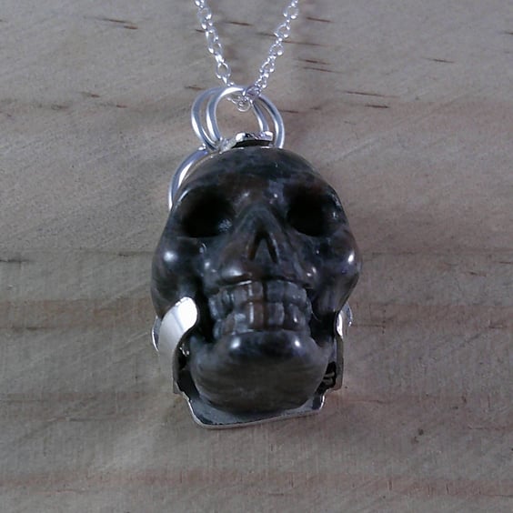 Sterling Silver Yooperlite Gemstone Skull Necklace (SKU 261124)