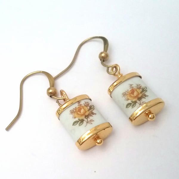 Vintage ceramic floral cylinder earrings 