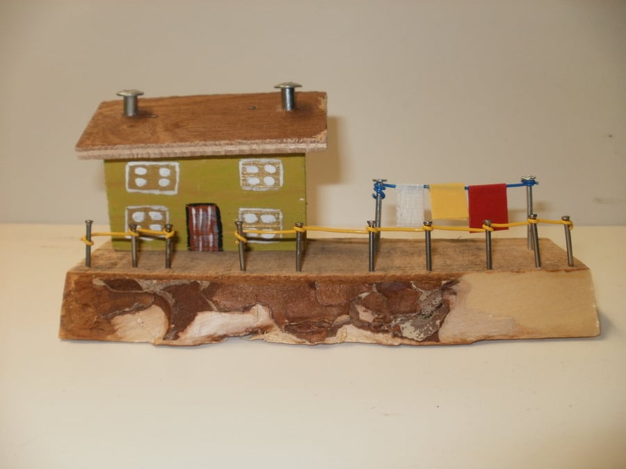 driftwood cottage green