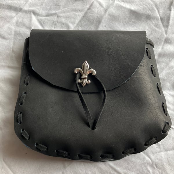 Pouch: Black coloured Leather Medieval Style W Fleur de Lis Closure - FREE SHIP