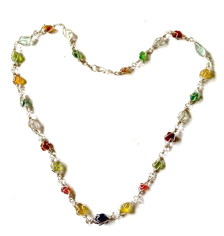 SEAGLASS NECKLACE 