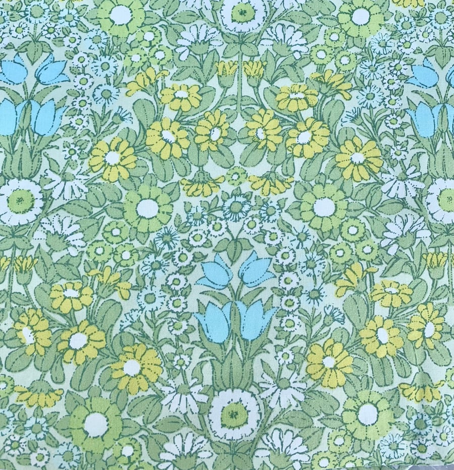 RARE LIme Green Yellow DAISY CHAIN by Pat Albeck 70s 60s Jonelle Vintage Fabric