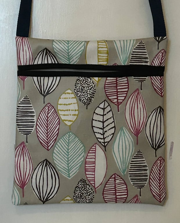 Crossbody oilcloth peg bag 