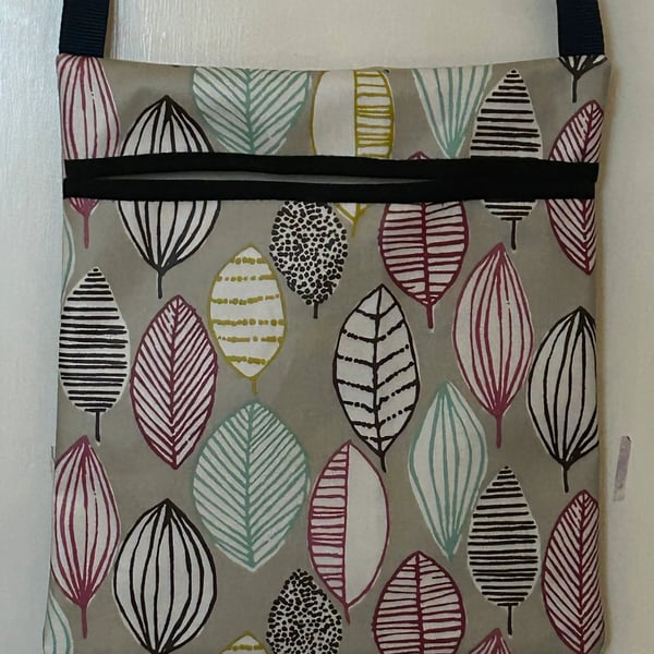 Crossbody oilcloth peg bag