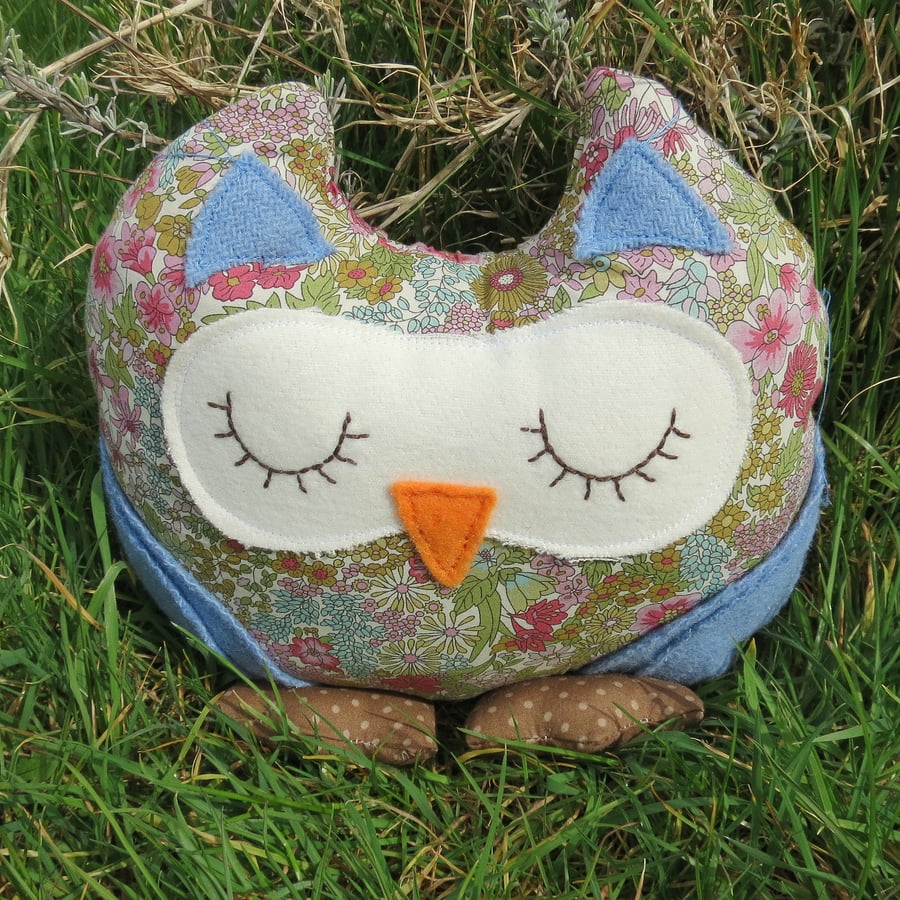 Hibiscus, a snoozy owl doorstop.  Liberty Lawn.  Owl bookend.