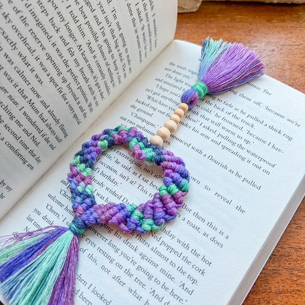 Bookmark Macrame Heart, Boho Inspired - Purple FREE UK P&P