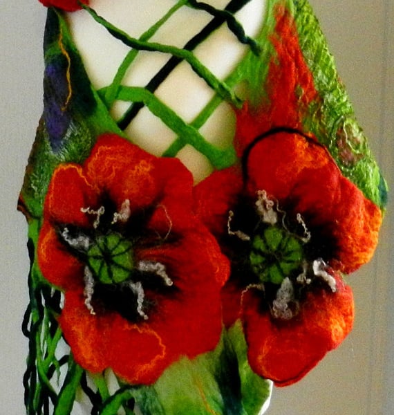 Wool Jewelry felted SCARF-poppy-