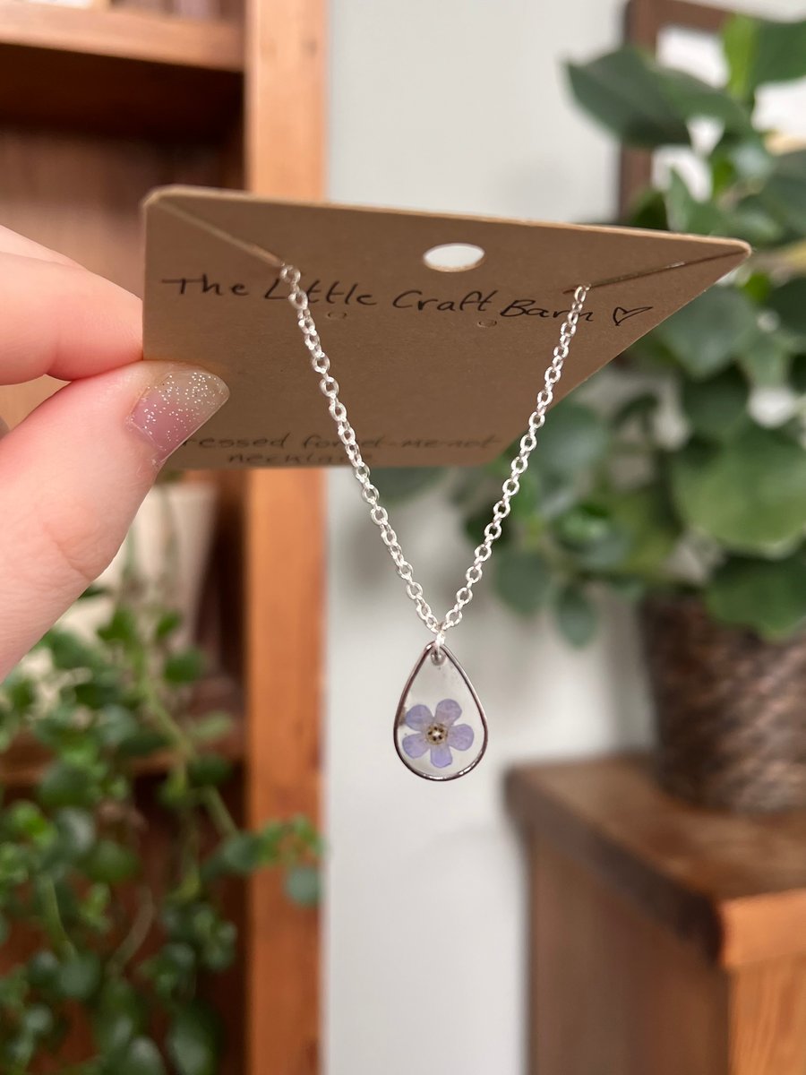 Pressed Flower Necklaces 2