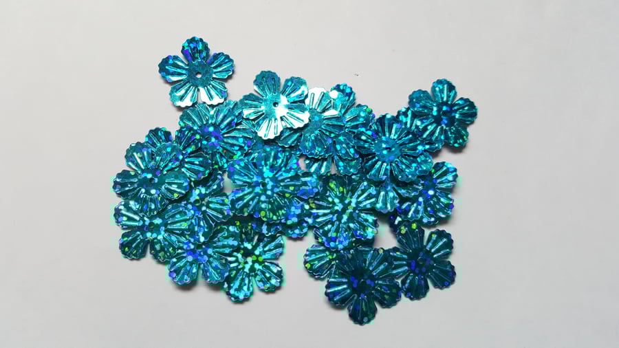 30 x Craft Sequins - Holographic - 5-Petal Flower - 19mm - Sky Blue 