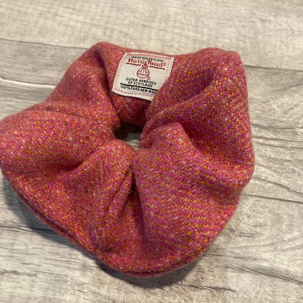 Harris Tweed Scrunchie Pink Tweed