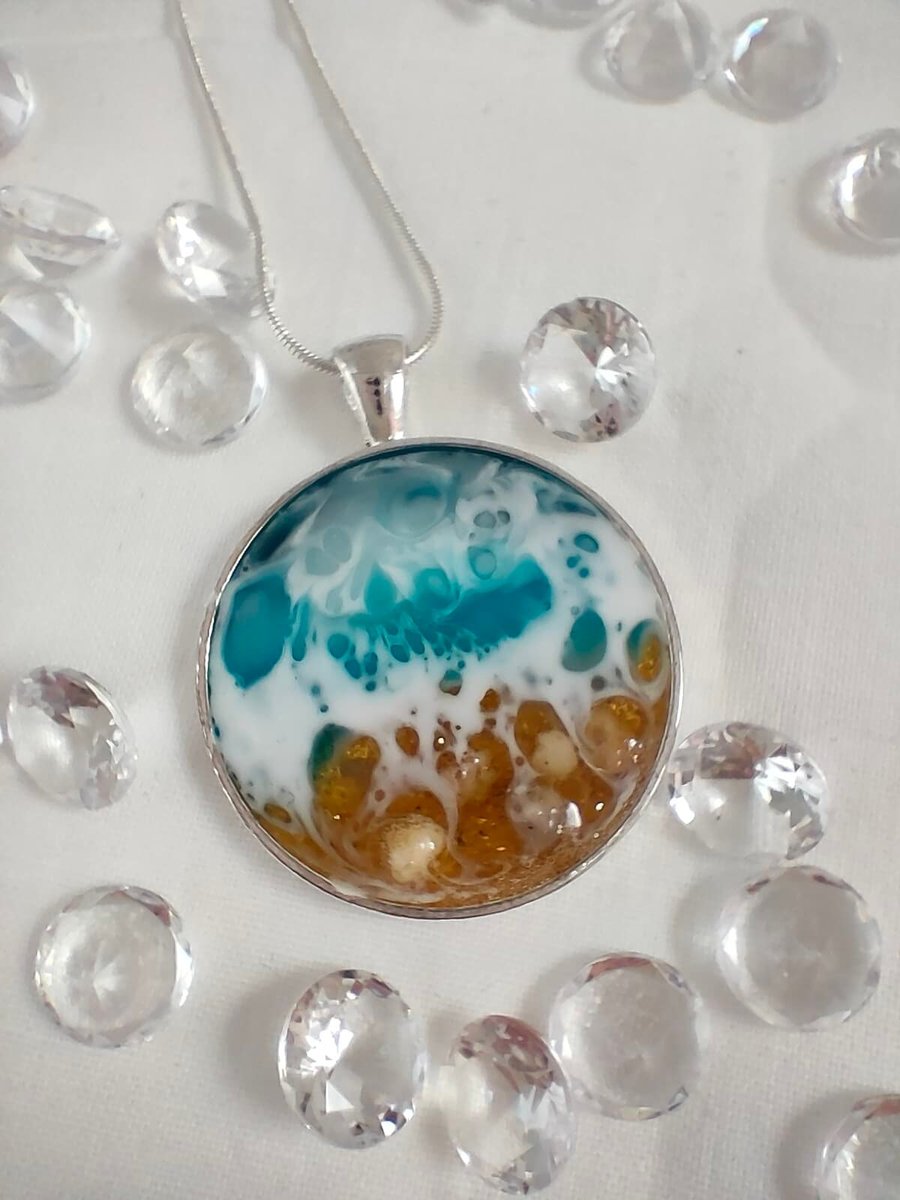 Round Sea Themed Resin Pendant