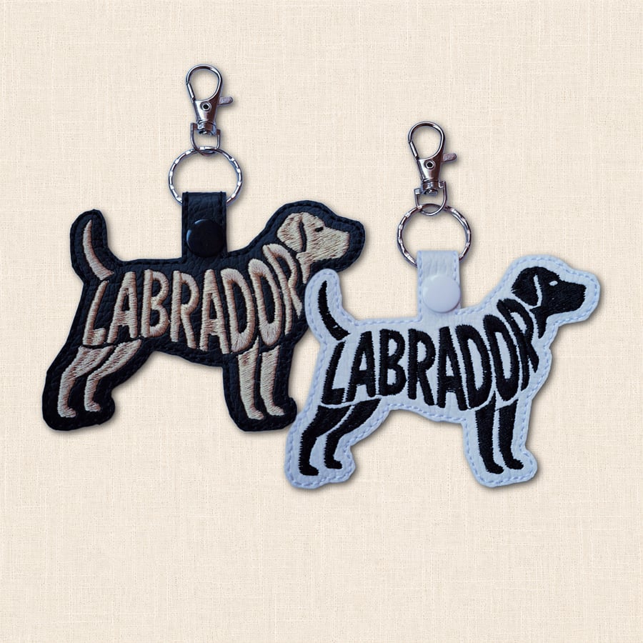 Labrador Keyring - Dog Silhouette Word Art Accessory